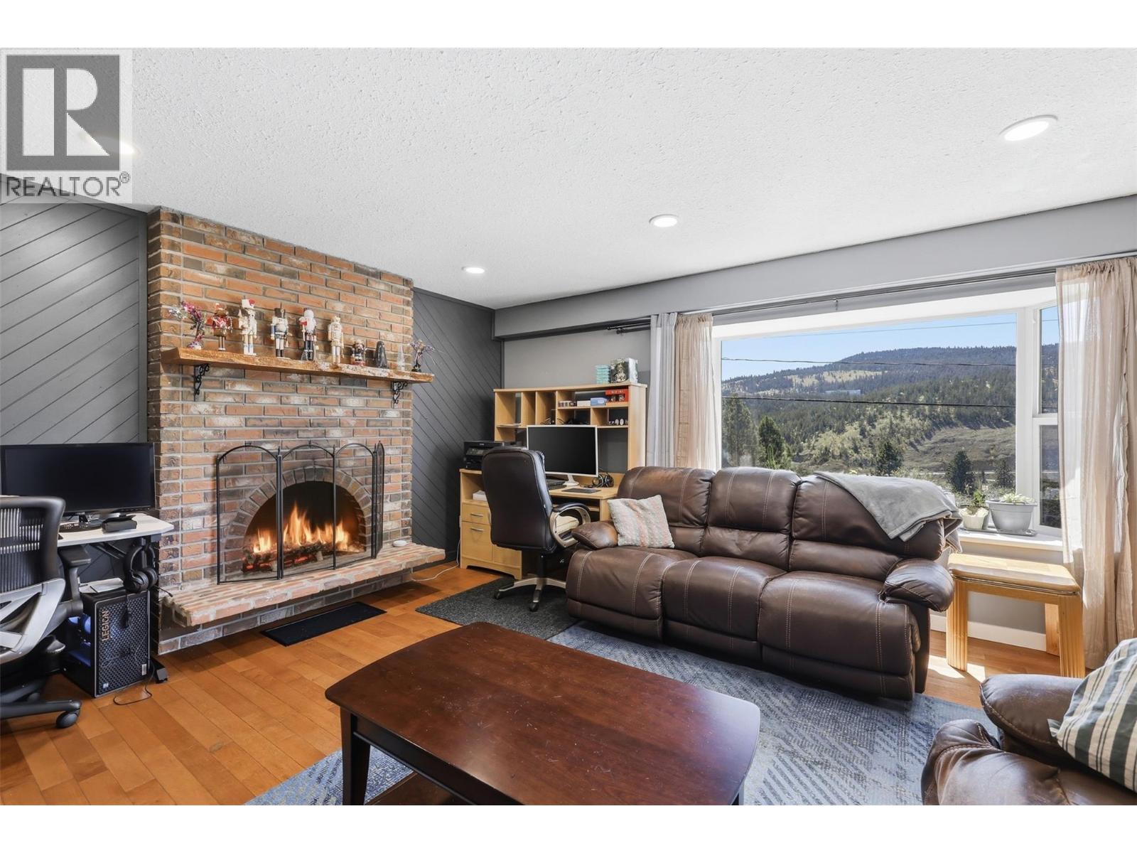 1572 Mt Dufferin Drive, Kamloops, British Columbia  V2E 1A2 - Photo 7 - 10384827