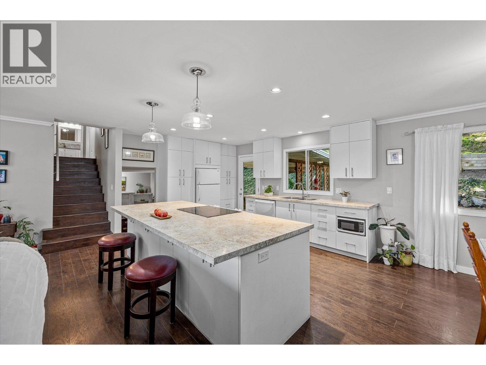 1363 Ponderosa Road, West Kelowna, British Columbia  V1Z 1M8 - Photo 11 - 10384805