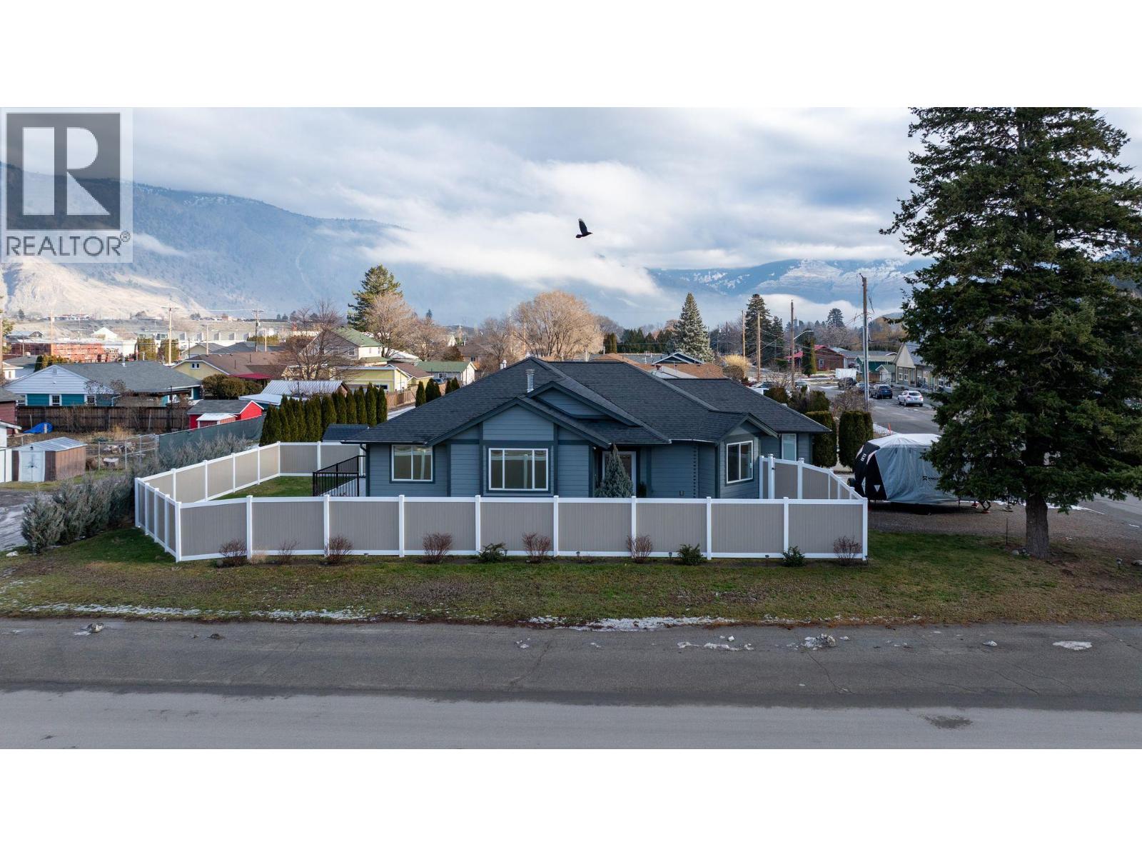 402 11 Avenue, Keremeos, British Columbia  V0X 1N3 - Photo 37 - 10384859