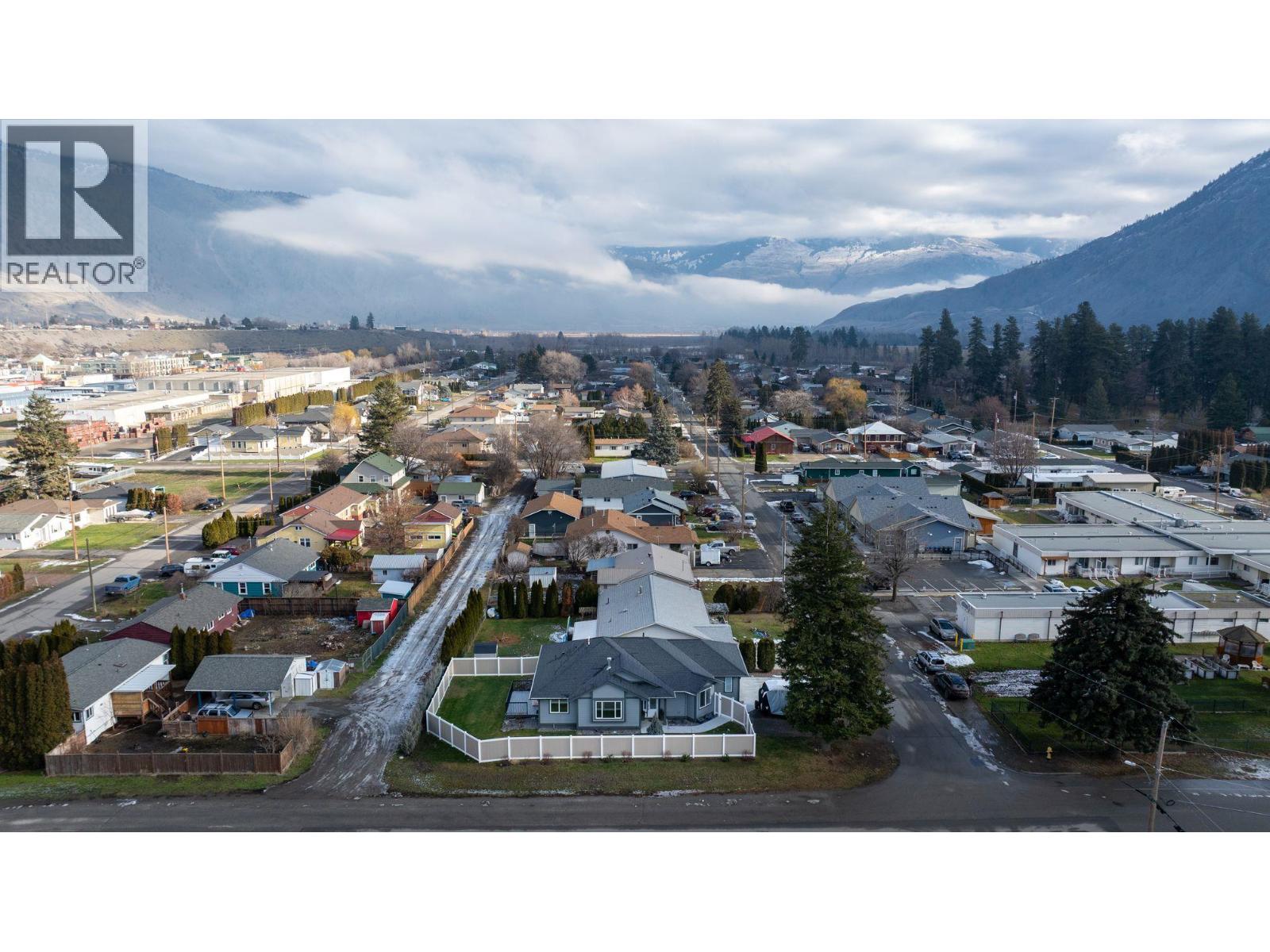 402 11 Avenue, Keremeos, British Columbia  V0X 1N3 - Photo 38 - 10384859