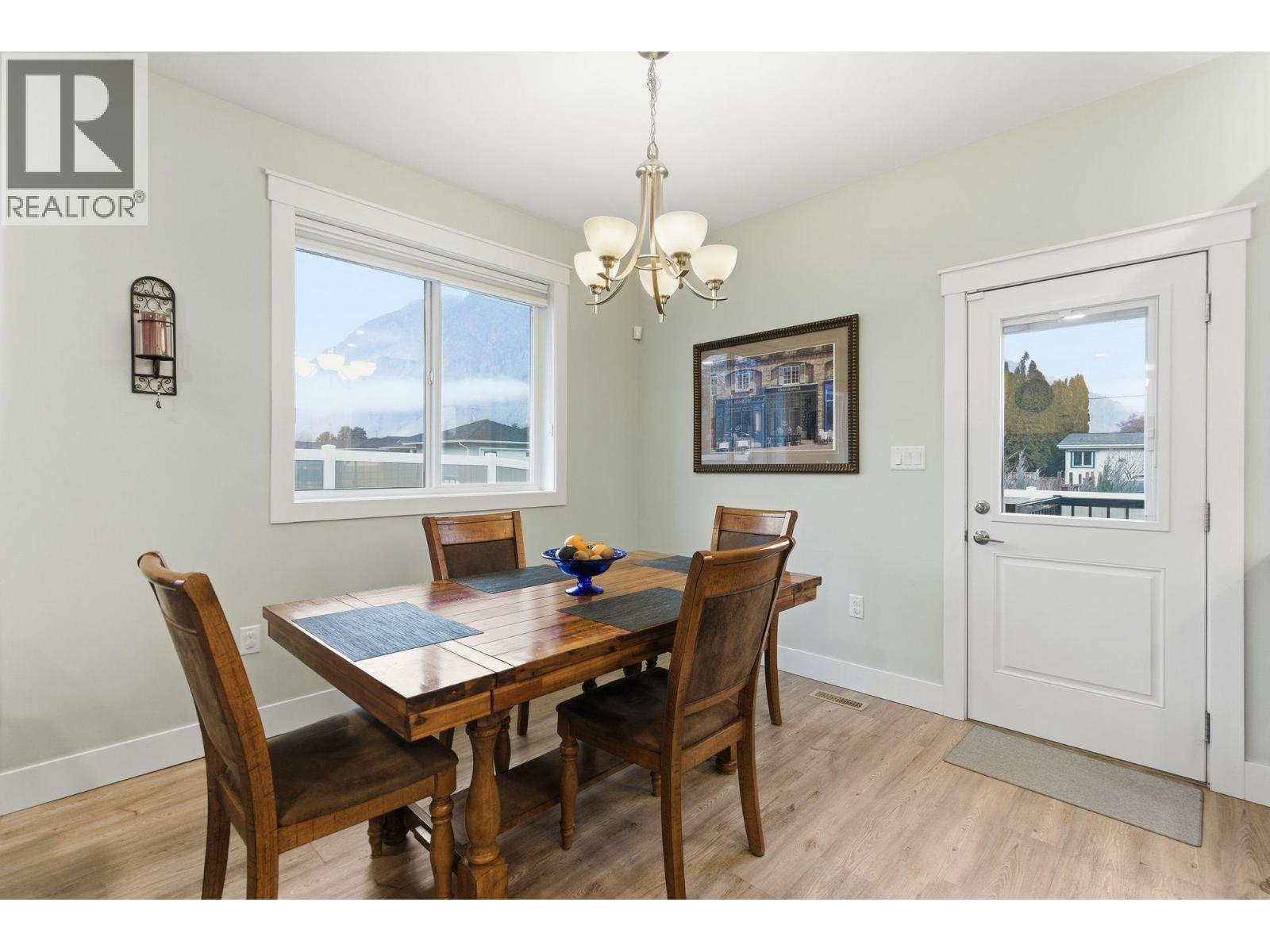 402 11 Avenue, Keremeos, British Columbia  V0X 1N3 - Photo 8 - 10384859