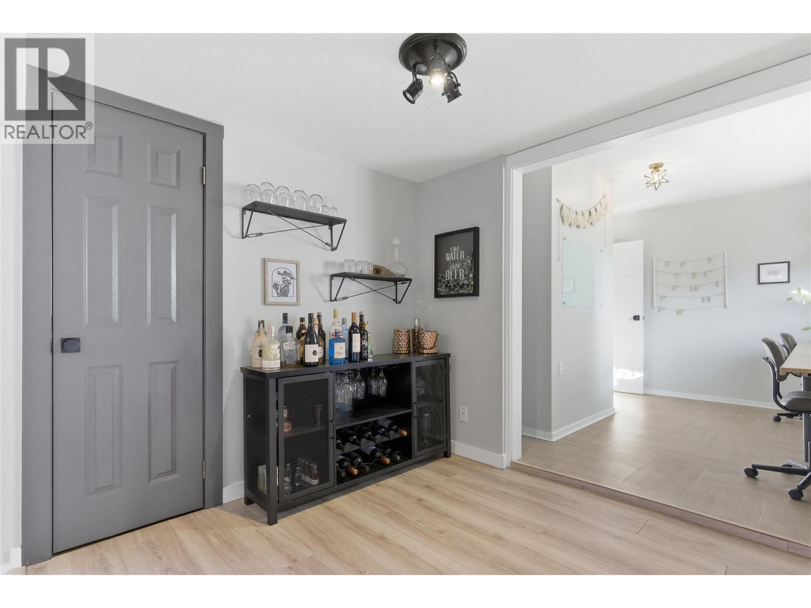 1756 Clifford Avenue, Kamloops, British Columbia  V2B 4G6 - Photo 27 - 10384779