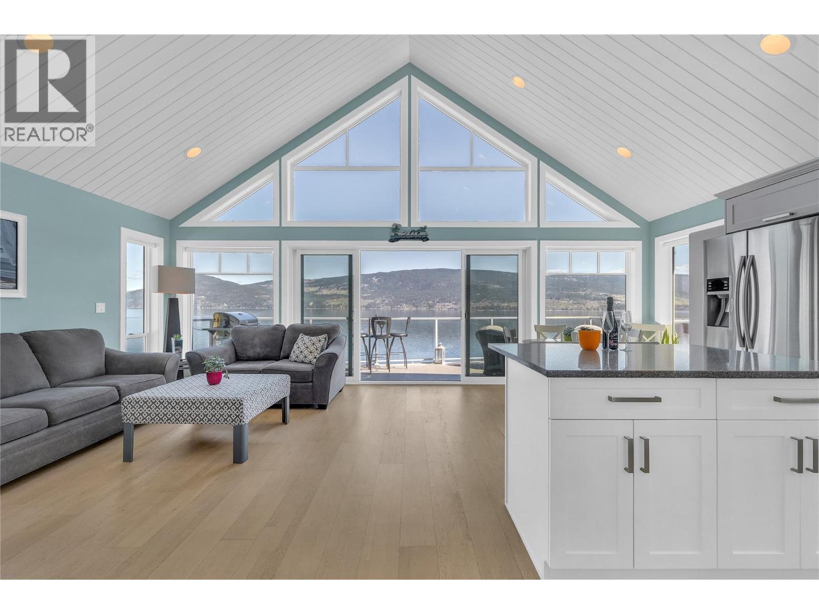 7012 Barcelona Drive, Kelowna, British Columbia  v1z 3r8 - Photo 10 - 10384857