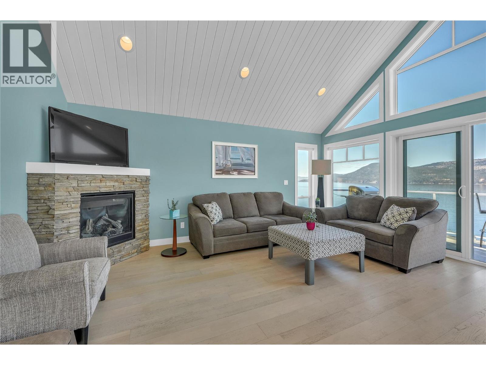 7012 Barcelona Drive, Kelowna, British Columbia  v1z 3r8 - Photo 12 - 10384857