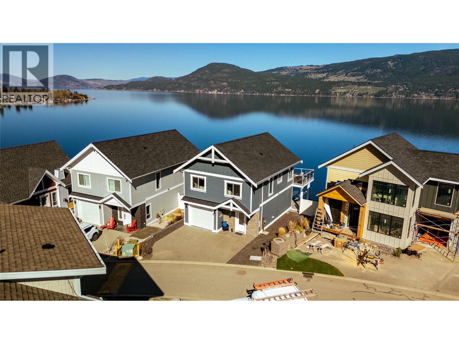 7012 Barcelona Drive, Kelowna, British Columbia  v1z 3r8 - Photo 4 - 10384857