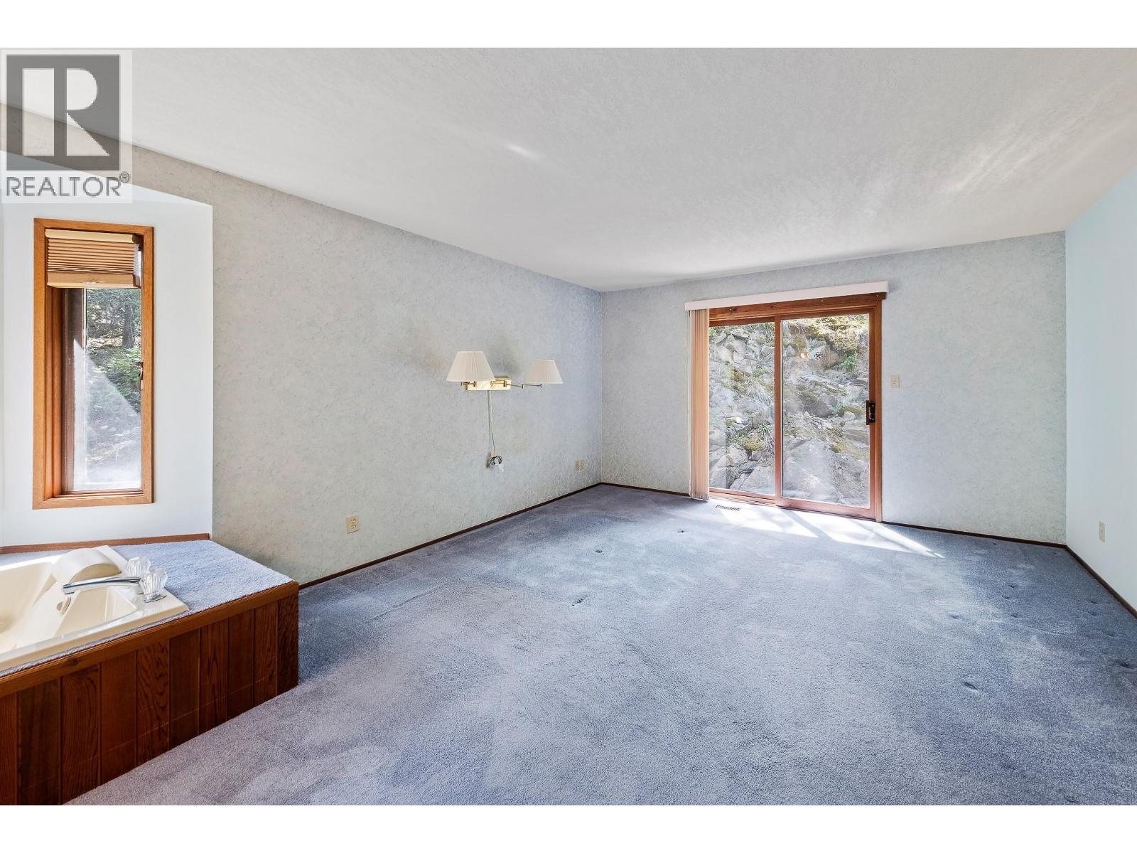 9276 Chinook Road, Vernon, British Columbia  V1H 1K3 - Photo 23 - 10384567