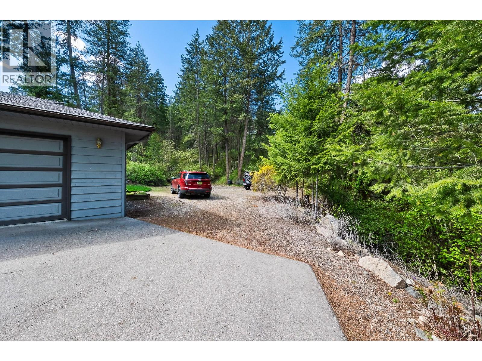 9276 Chinook Road, Vernon, British Columbia  V1H 1K3 - Photo 37 - 10384567