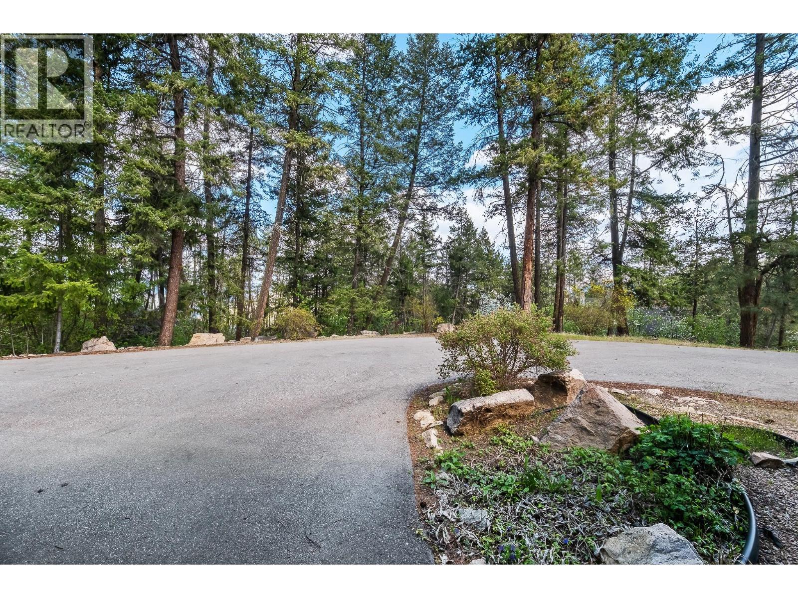 9276 Chinook Road, Vernon, British Columbia  V1H 1K3 - Photo 44 - 10384567
