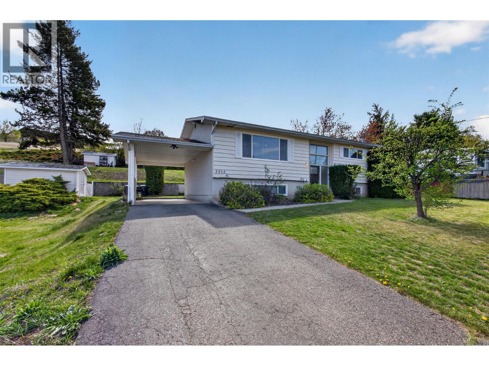 2515 Colleen Road, West Kelowna, British Columbia  V1Z 2K6 - Photo 3 - 10383624