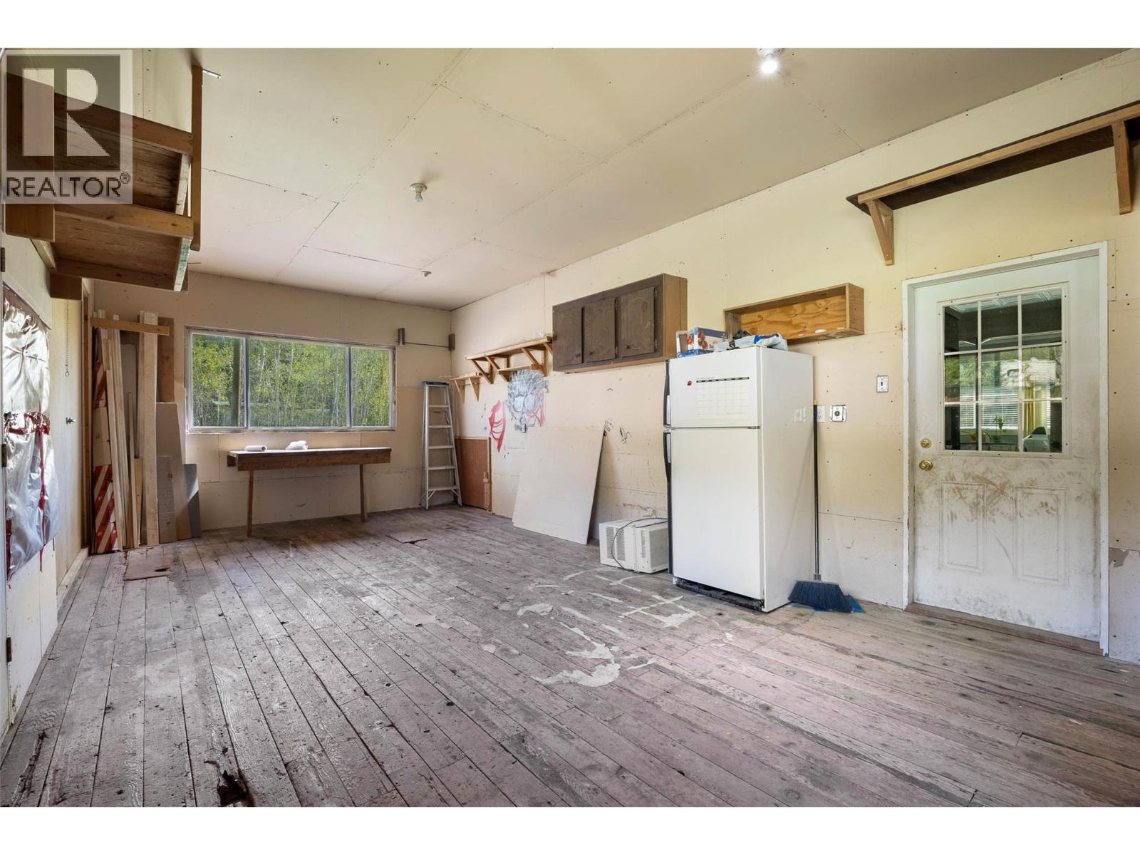 2405 Lloyd Road, Clearwater, British Columbia  V0E 1N1 - Photo 19 - 10384863