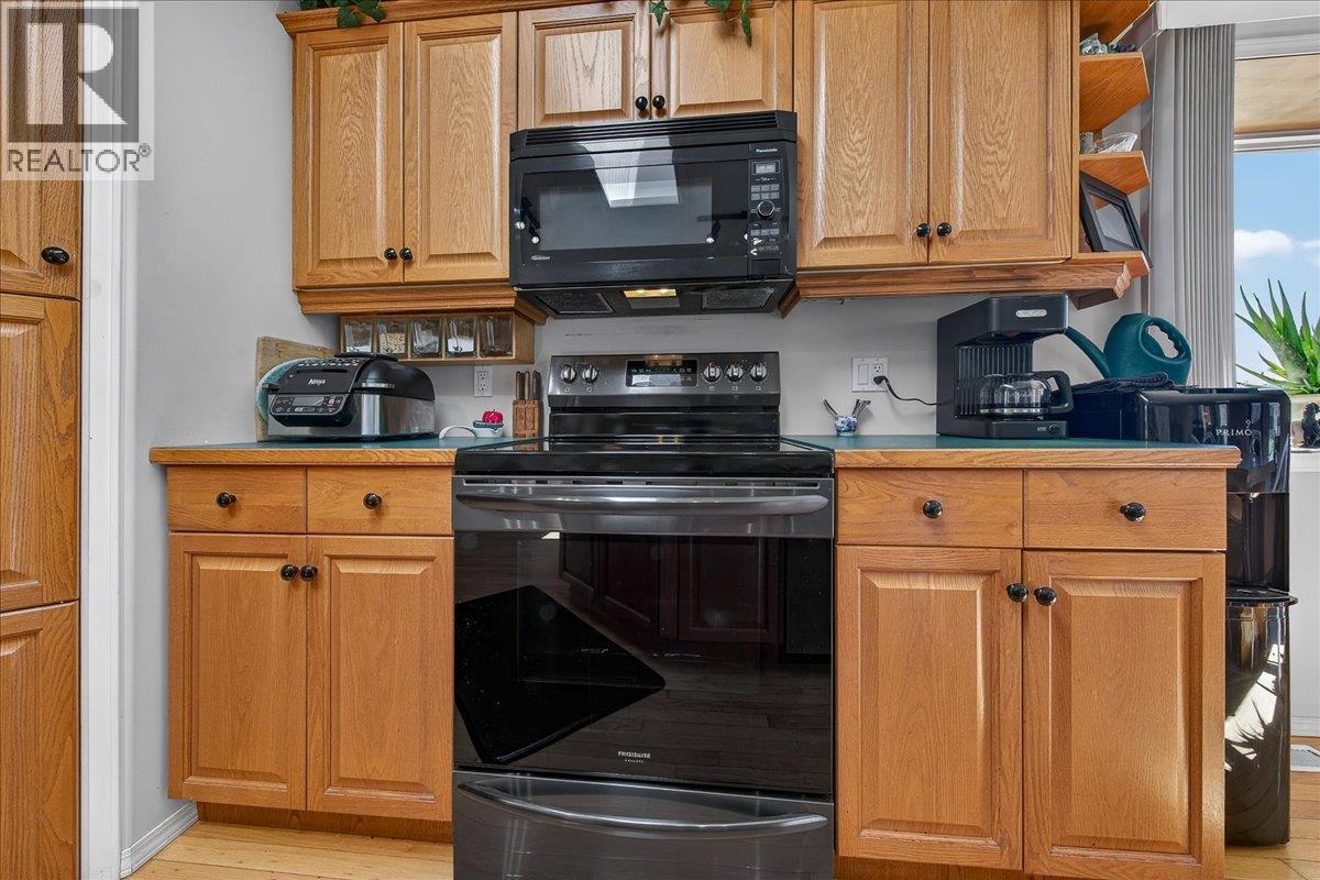 4882 Glen Eagle Drive, Fairmont Hot Springs, British Columbia  V0B 1L1 - Photo 16 - 10384758