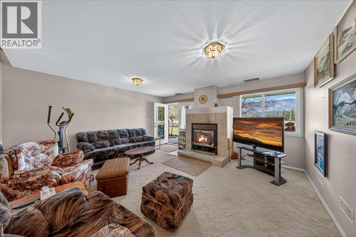 4882 Glen Eagle Drive, Fairmont Hot Springs, British Columbia  V0B 1L1 - Photo 26 - 10384758