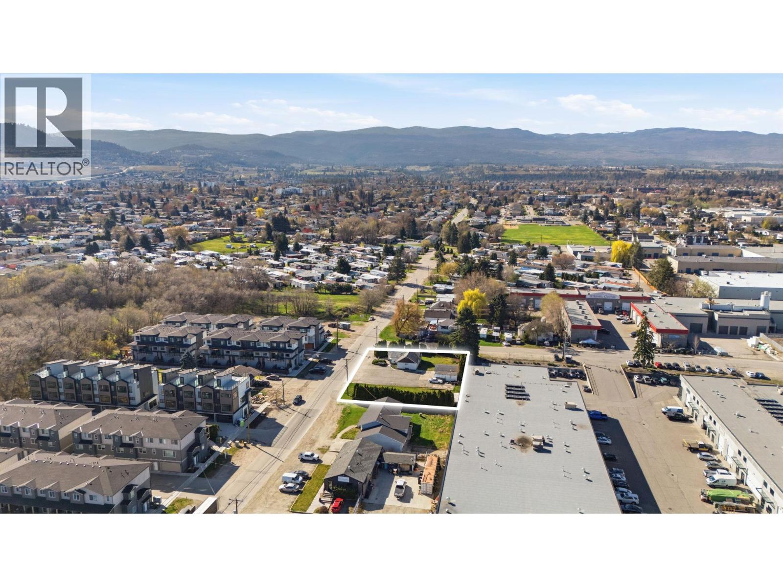 1244 Findlay Road, kelowna, British Columbia