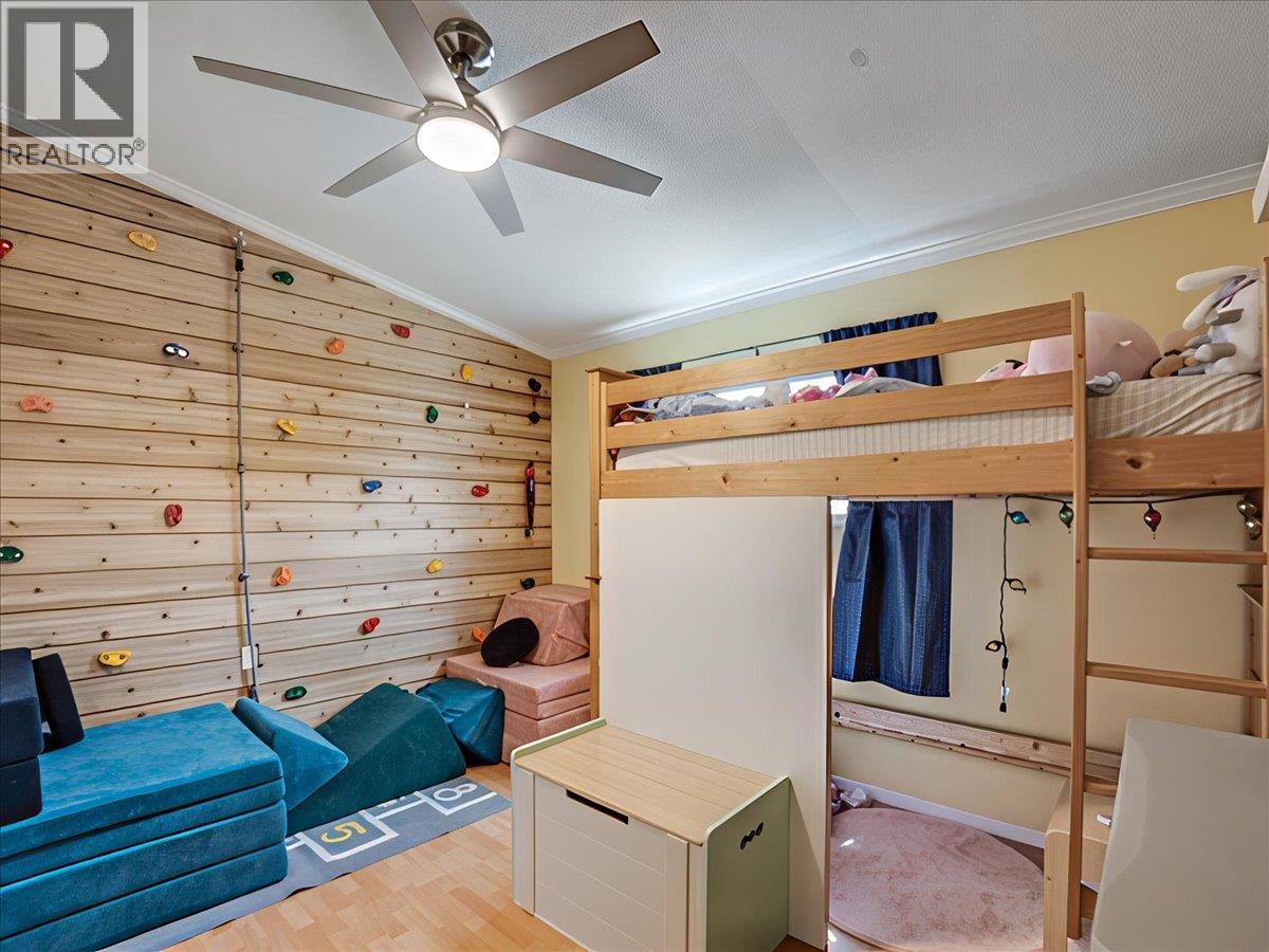 8392 Theatre Road, Trail, British Columbia  V1R 4W2 - Photo 25 - 10384808