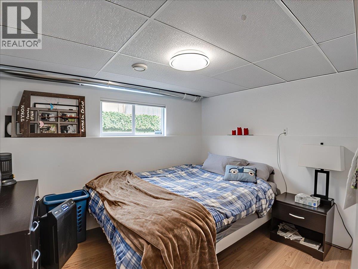 8392 Theatre Road, Trail, British Columbia  V1R 4W2 - Photo 33 - 10384808