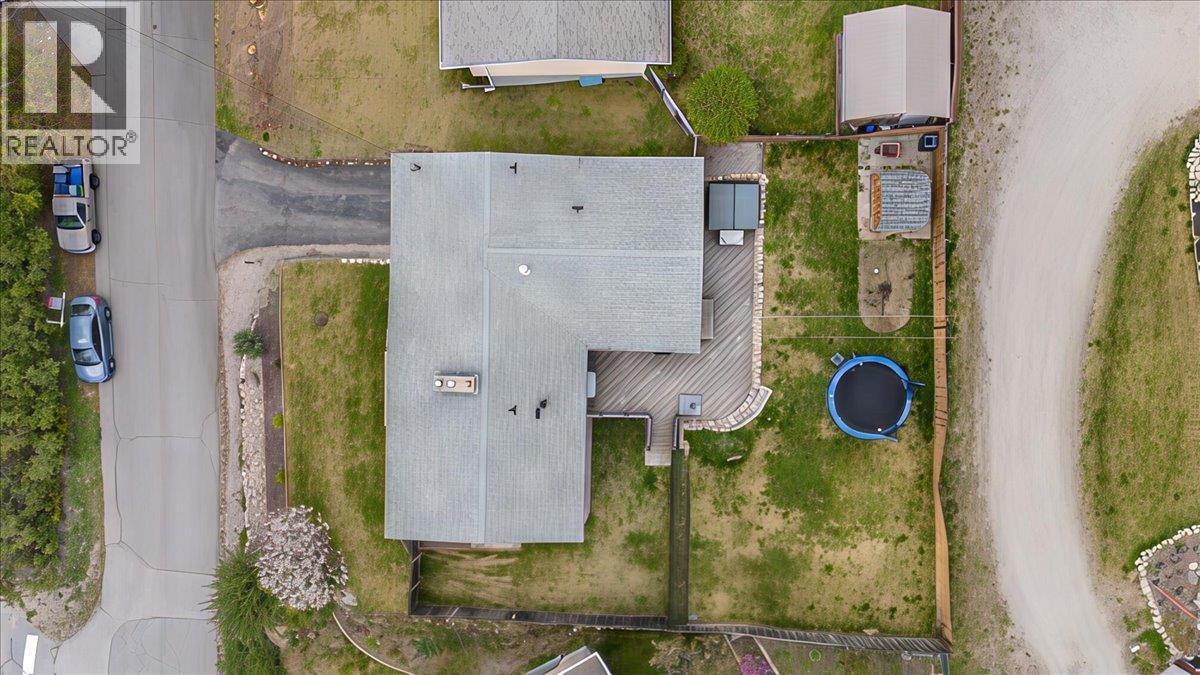 8392 Theatre Road, Trail, British Columbia  V1R 4W2 - Photo 59 - 10384808