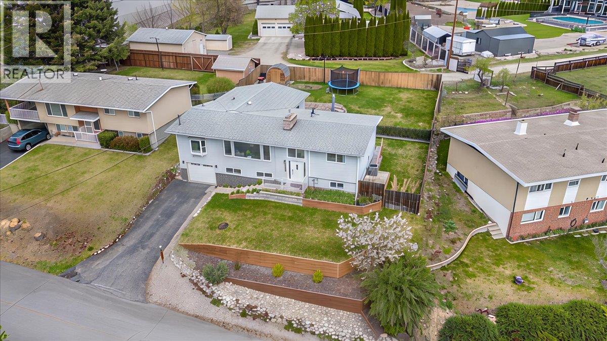 8392 Theatre Road, Trail, British Columbia  V1R 4W2 - Photo 64 - 10384808