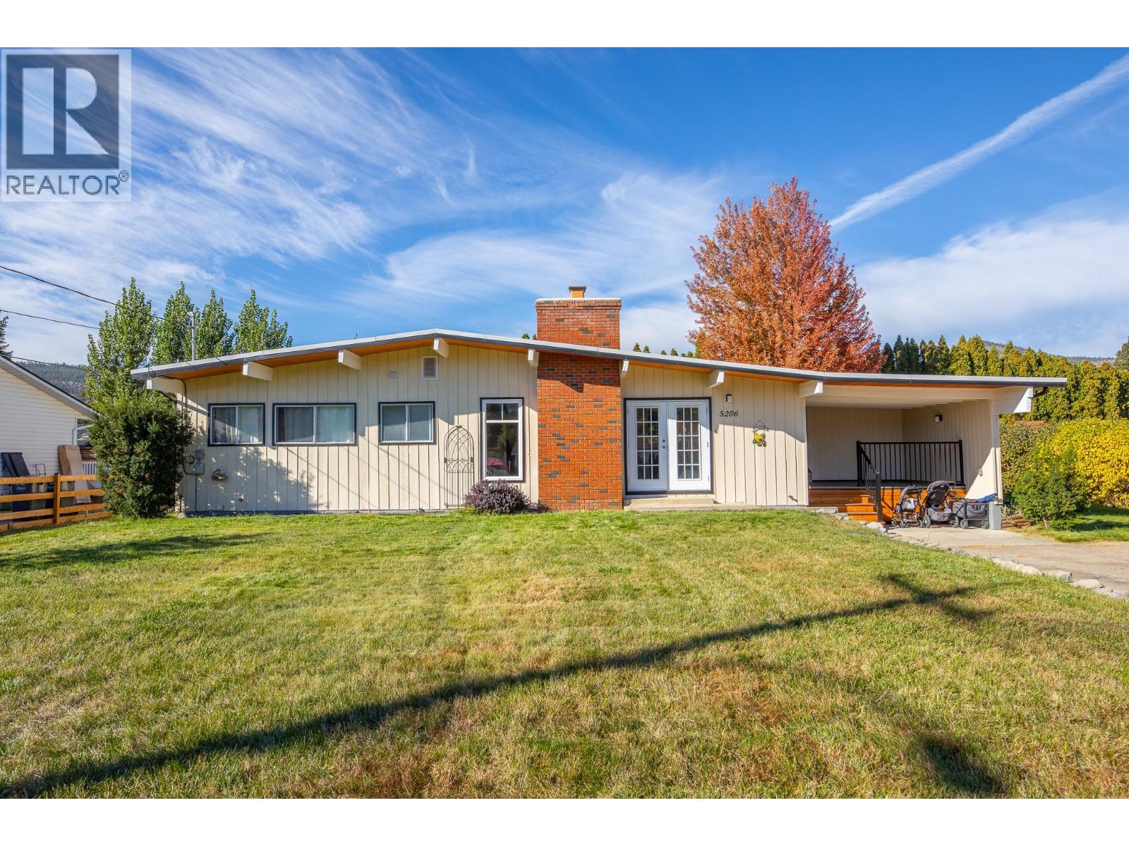 5206 Nixon Road, summerland, British Columbia
