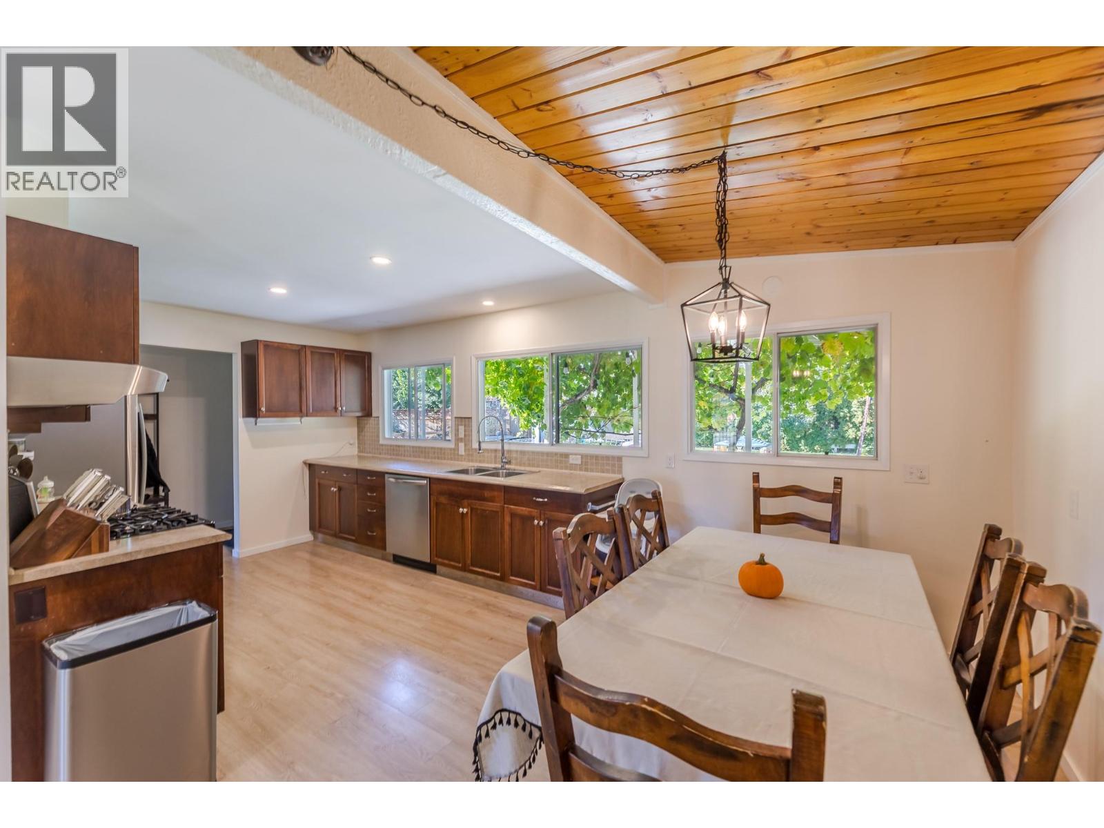 5206 Nixon Road, Summerland, British Columbia  V0H 1Z9 - Photo 16 - 10384766
