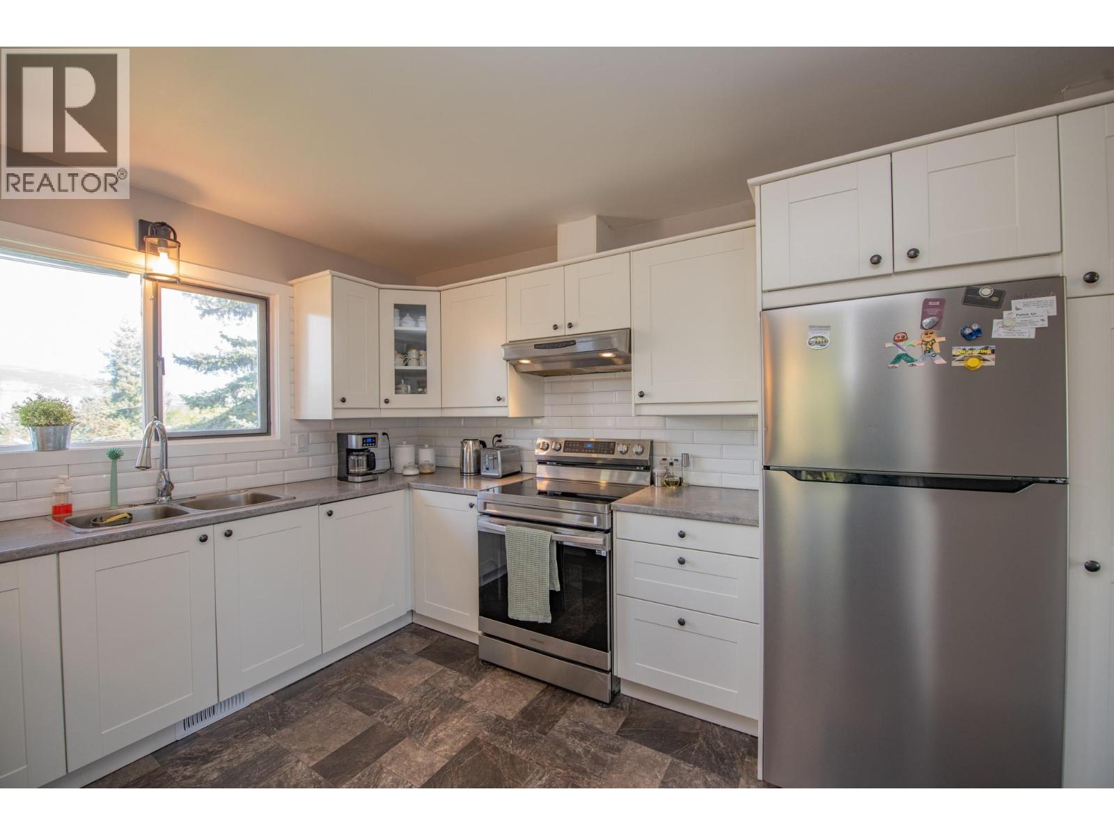 6704 Garnet Road, Vernon, British Columbia  V1H 1P1 - Photo 14 - 10384853