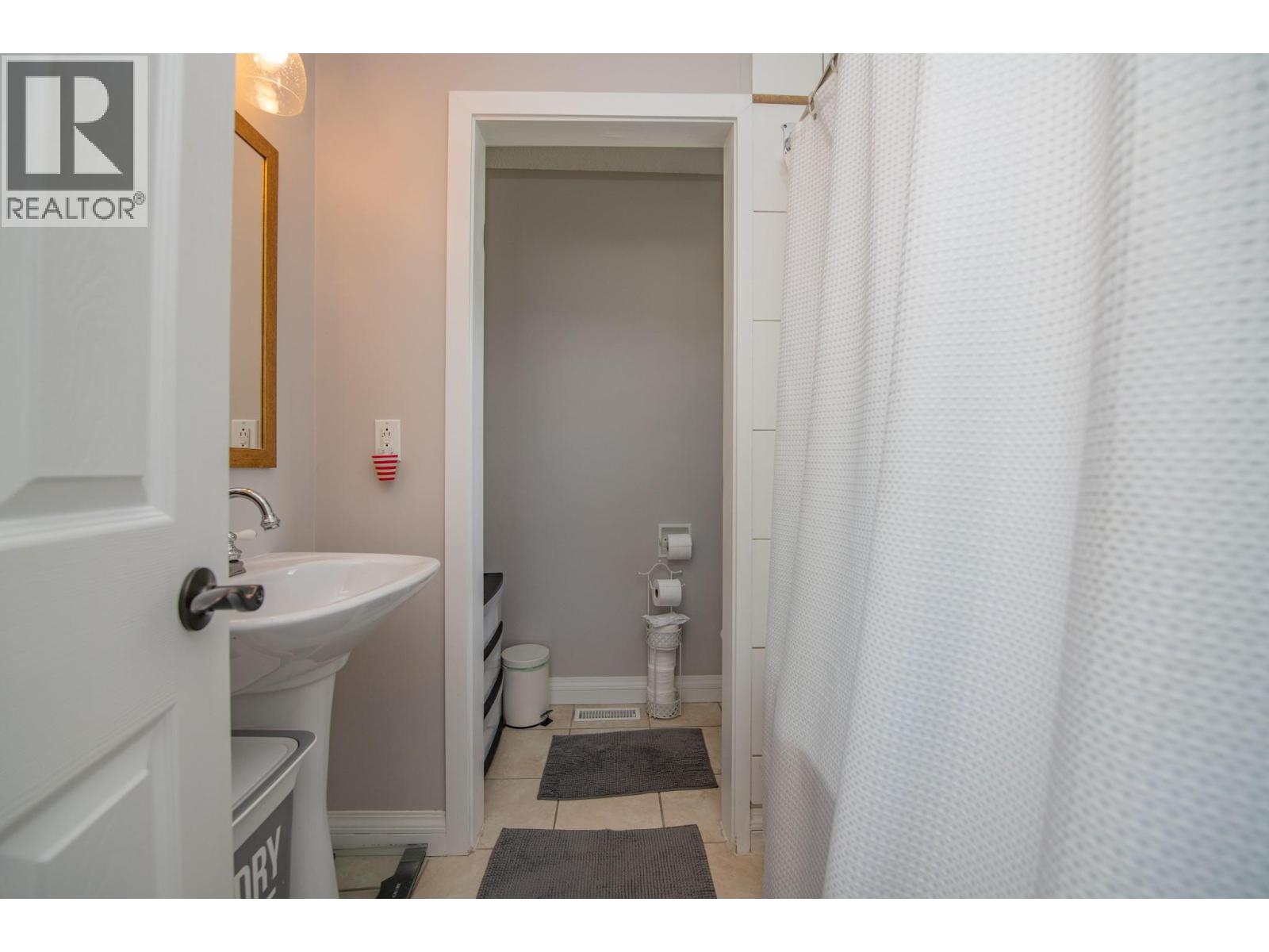 6704 Garnet Road, Vernon, British Columbia  V1H 1P1 - Photo 35 - 10384853