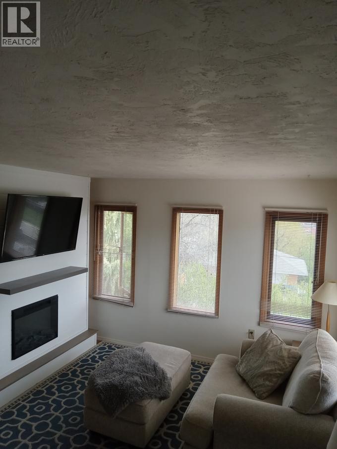 4208 33 Street, Vernon, British Columbia  V1T 5V1 - Photo 10 - 10384532