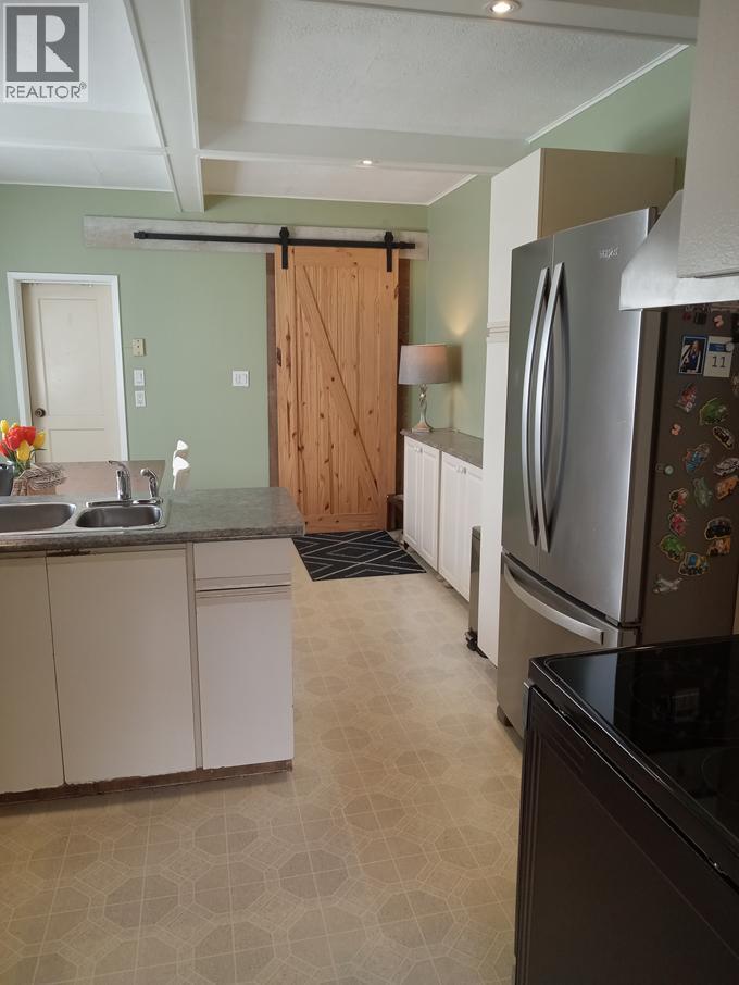 4208 33 Street, Vernon, British Columbia  V1T 5V1 - Photo 5 - 10384532