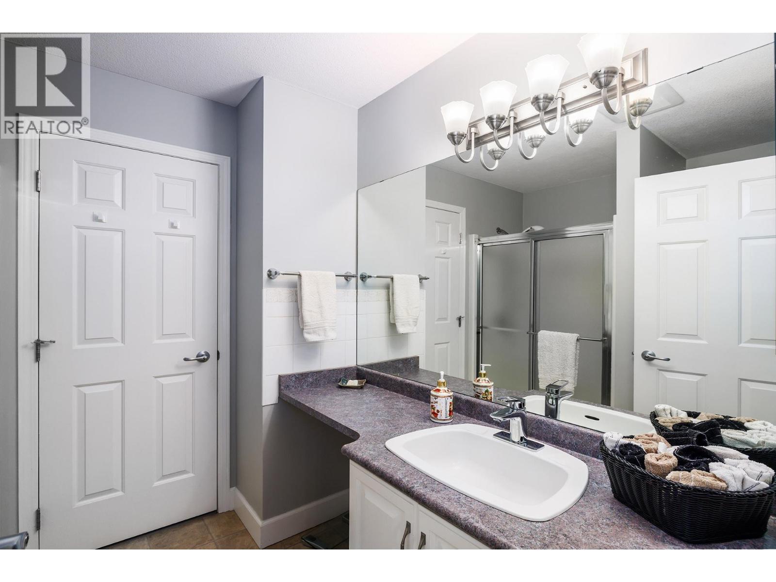 920 Glenwood Avenue Unit# 308, Kelowna, British Columbia  V1Y 9P2 - Photo 11 - 10384904