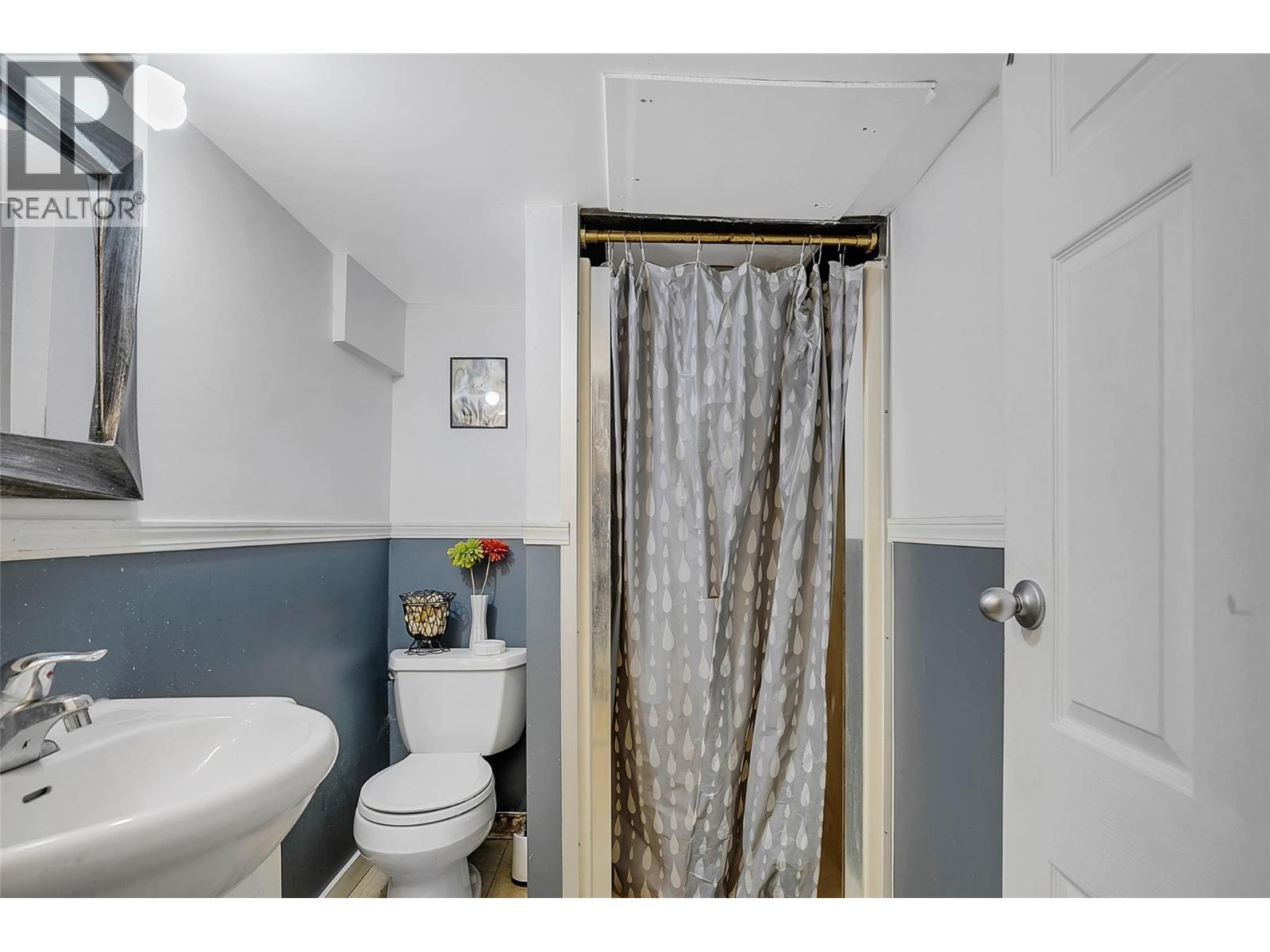 1331 Belaire Avenue, Kelowna, British Columbia  V1Y 6B8 - Photo 25 - 10384837