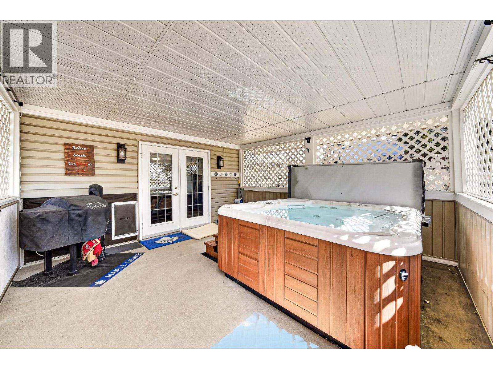 6 & 7 Clearwater Place, Elkford, British Columbia  V0B 1H0 - Photo 47 - 10384456