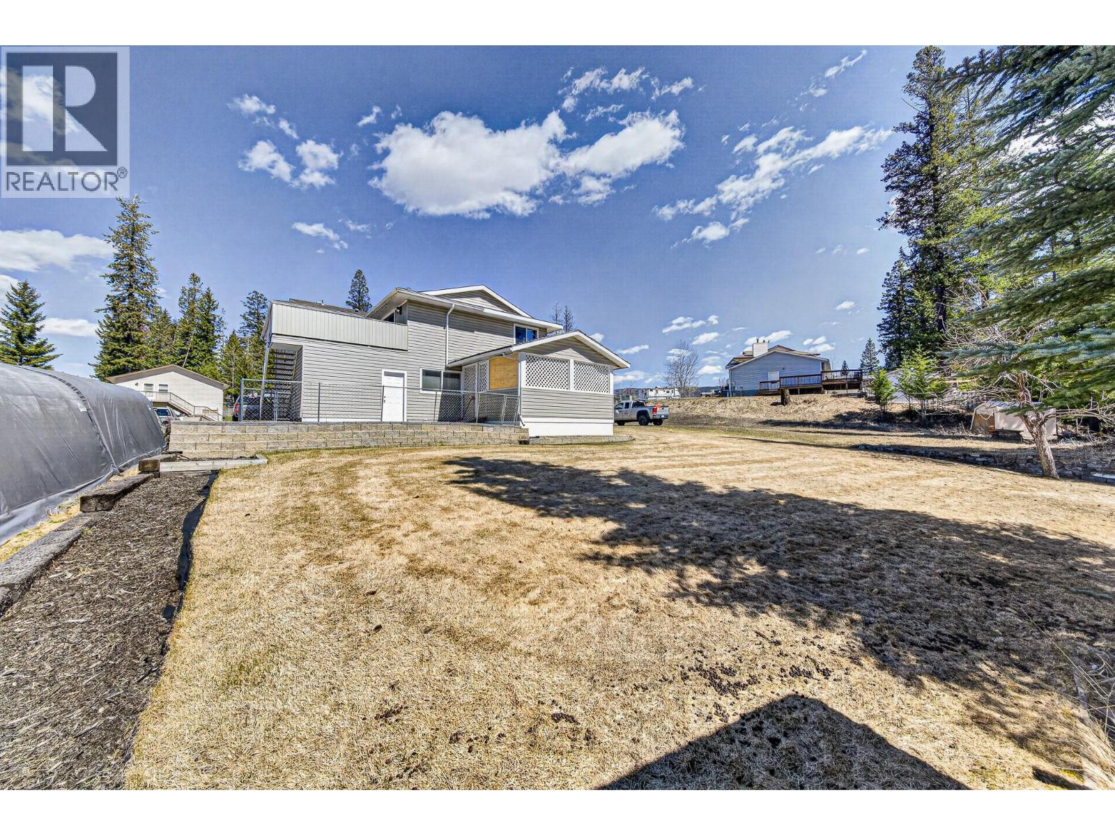 6 & 7 Clearwater Place, Elkford, British Columbia  V0B 1H0 - Photo 52 - 10384456