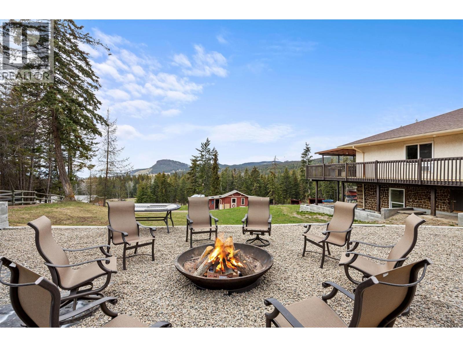 1618 Huckleberry Road, Kelowna, British Columbia  V1P 1M5 - Photo 2 - 10377162