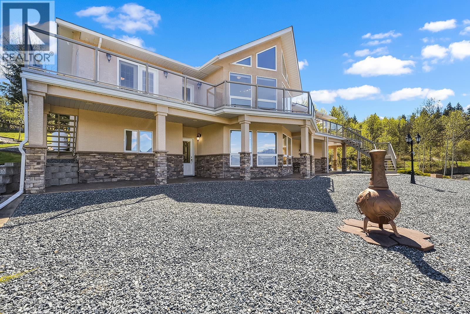 2489 38th Street, Canyon, British Columbia  V0B 1G2 - Photo 2 - 10384600