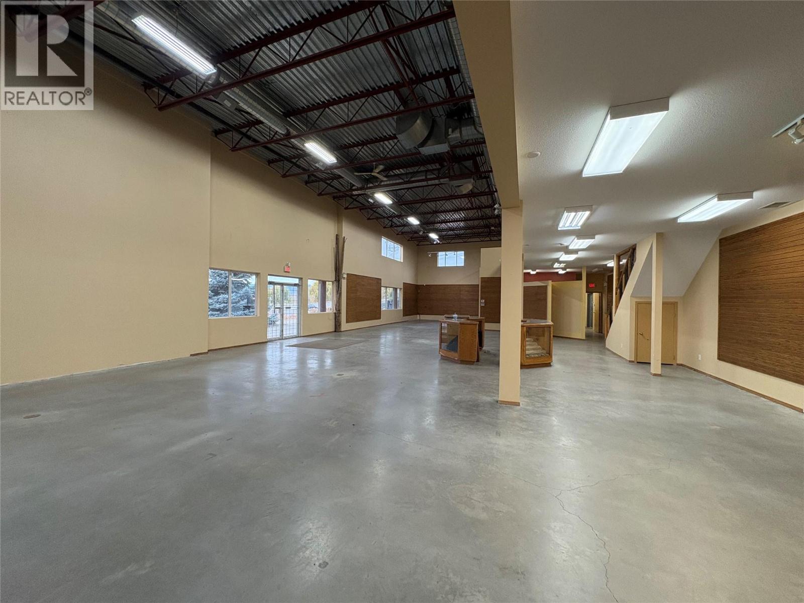 7851 97 Highway, Vernon, British Columbia  V1B 3R9 - Photo 3 - 10384387