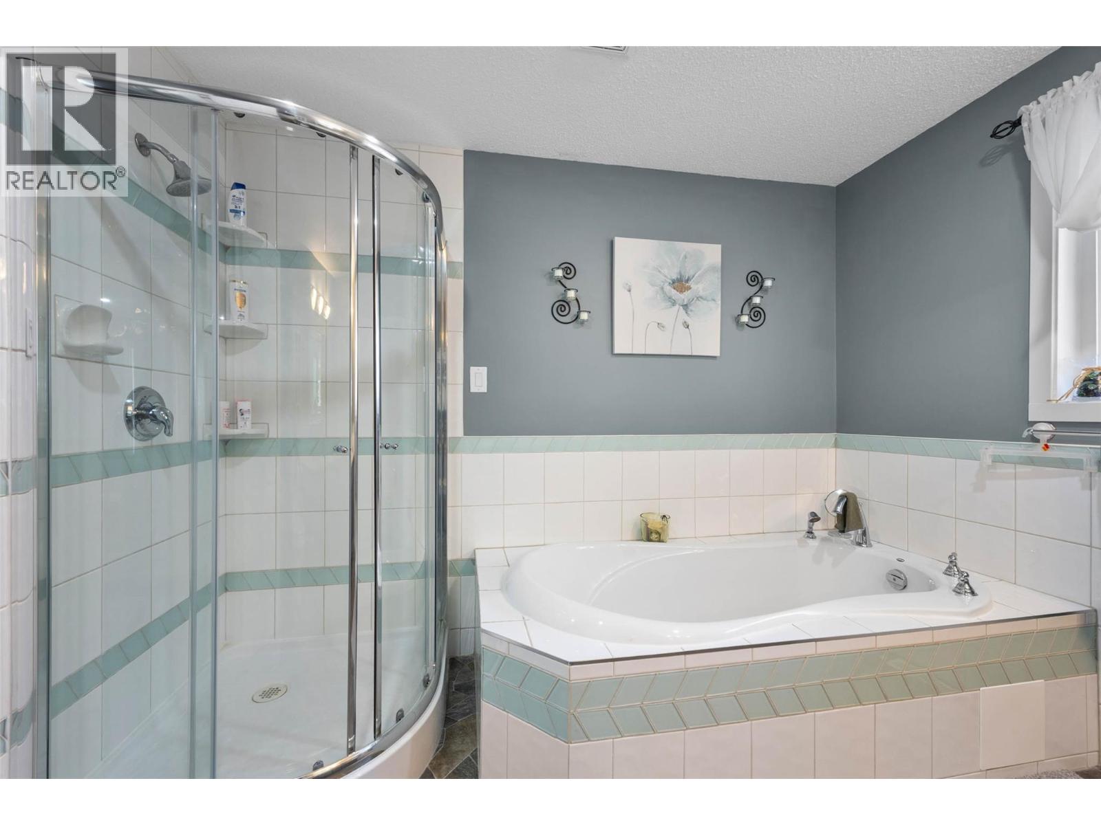 2402 Parkview Drive, Kamloops, British Columbia  V2B 7J1 - Photo 19 - 10384956