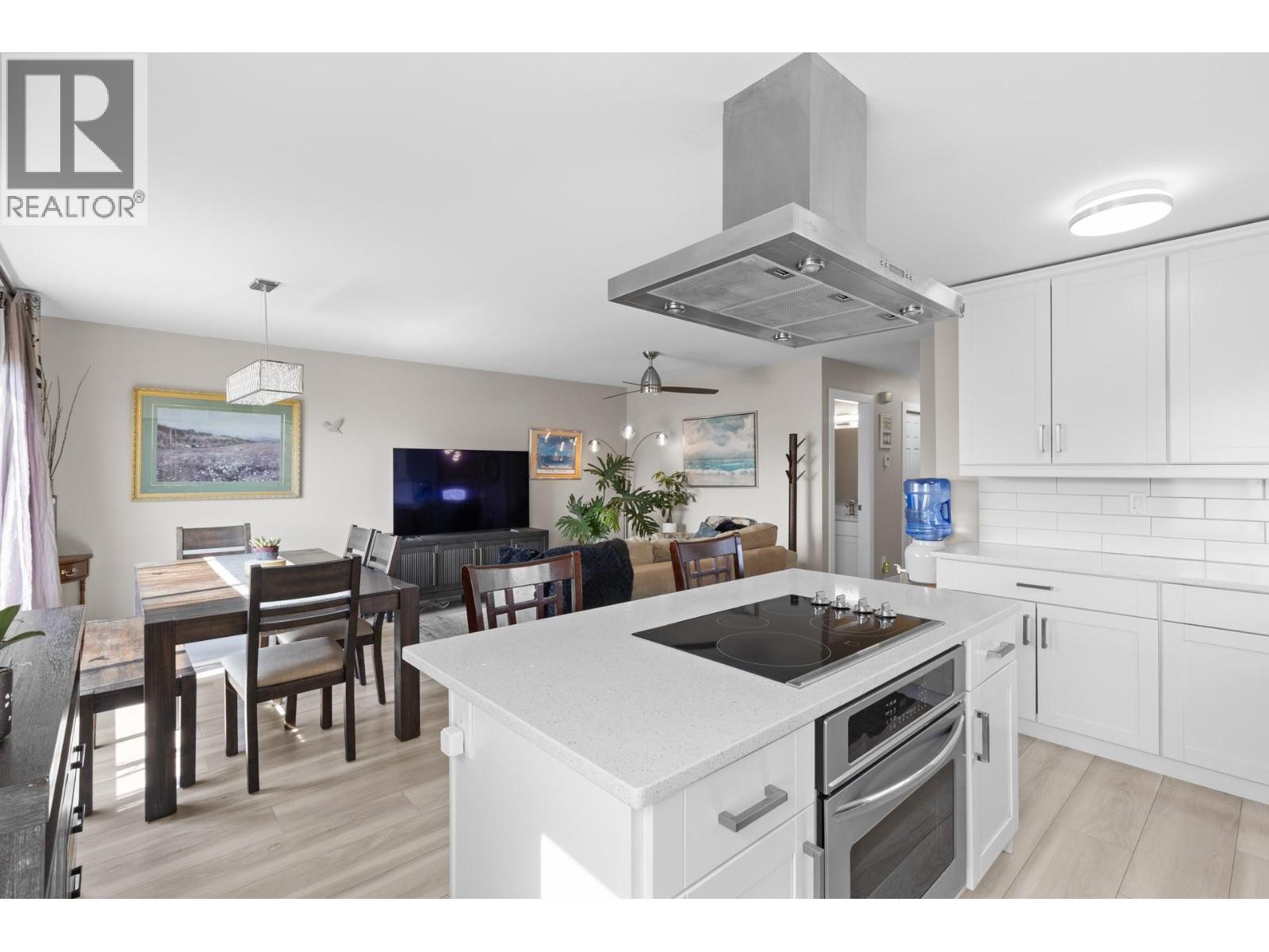 2440 Margaret Road, West Kelowna, British Columbia  V4T 1N6 - Photo 1 - 10384957
