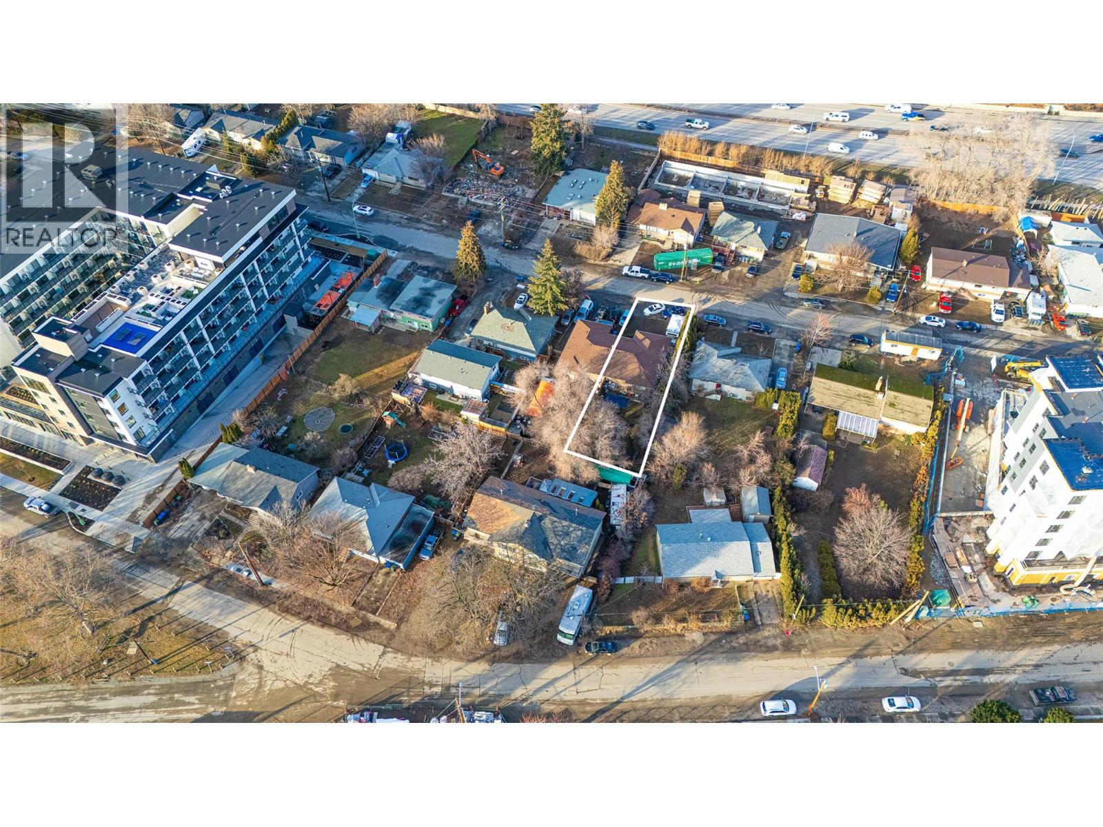 1333 Belaire Avenue, Kelowna, British Columbia  V1Y 6B8 - Photo 2 - 10384914