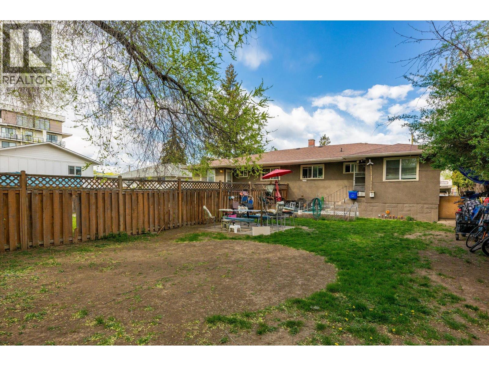 1333 Belaire Avenue, Kelowna, British Columbia  V1Y 6B8 - Photo 4 - 10384914