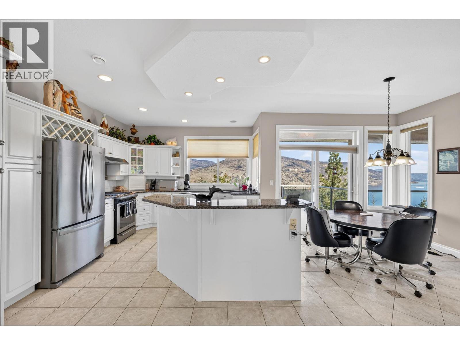 248 Pendragon Place, Kelowna, British Columbia  V1V 1N2 - Photo 14 - 10384885