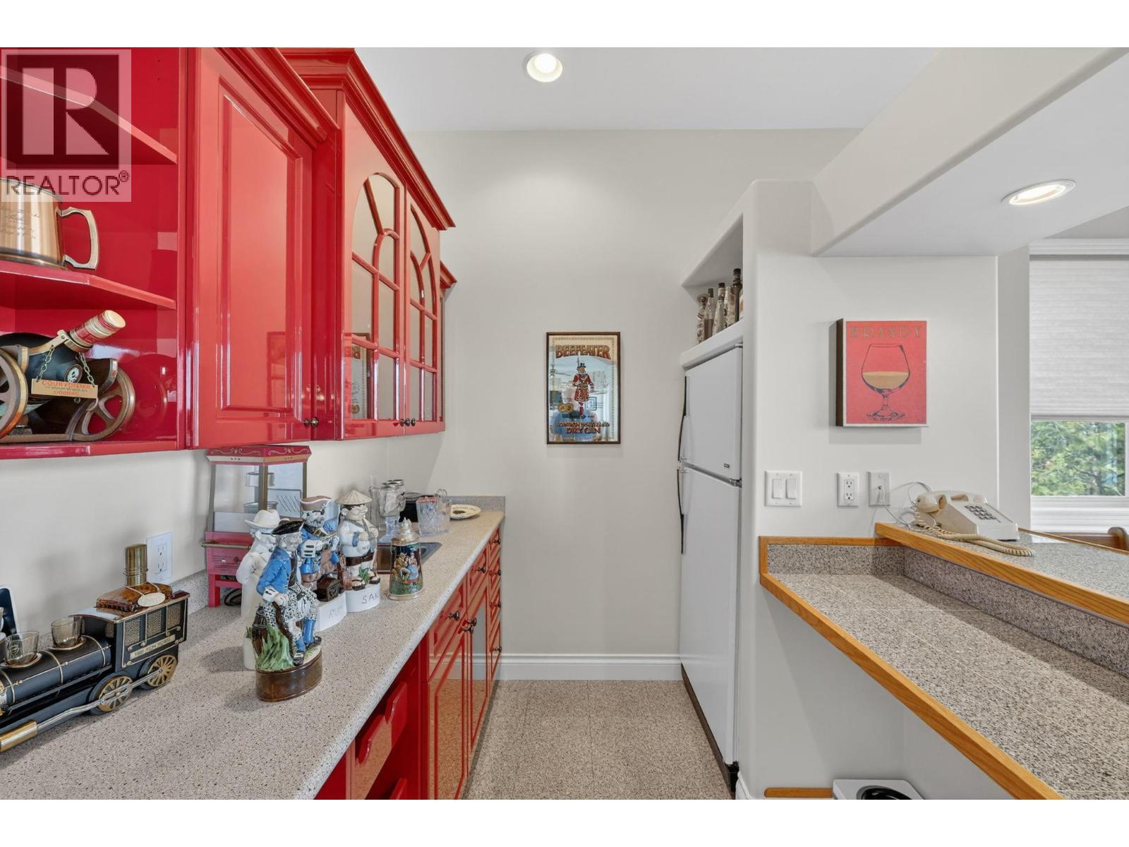 248 Pendragon Place, Kelowna, British Columbia  V1V 1N2 - Photo 43 - 10384885