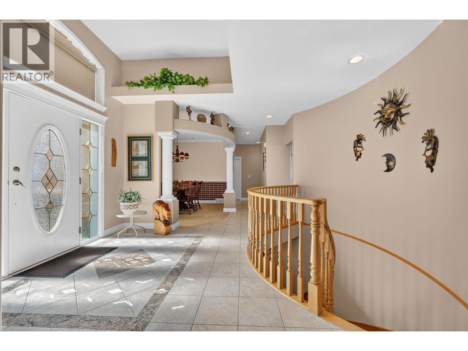 248 Pendragon Place, Kelowna, British Columbia  V1V 1N2 - Photo 6 - 10384885