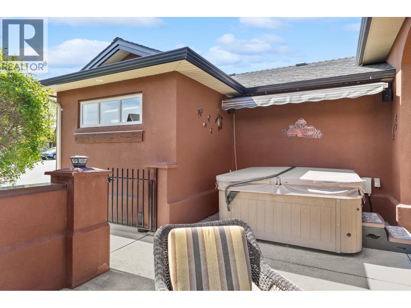 2284 Pine Vista Place, Westbank, British Columbia  V4T 2Y1 - Photo 8 - 10384695