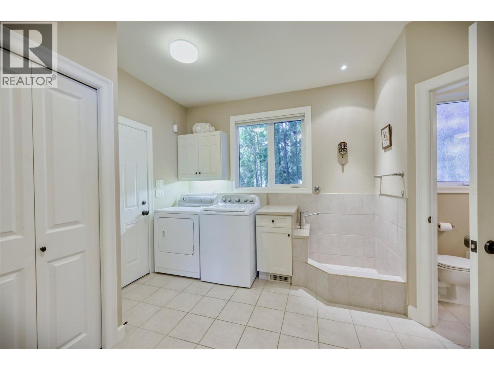10411 81st Street, Osoyoos, British Columbia  V0H 1V2 - Photo 13 - 10384433