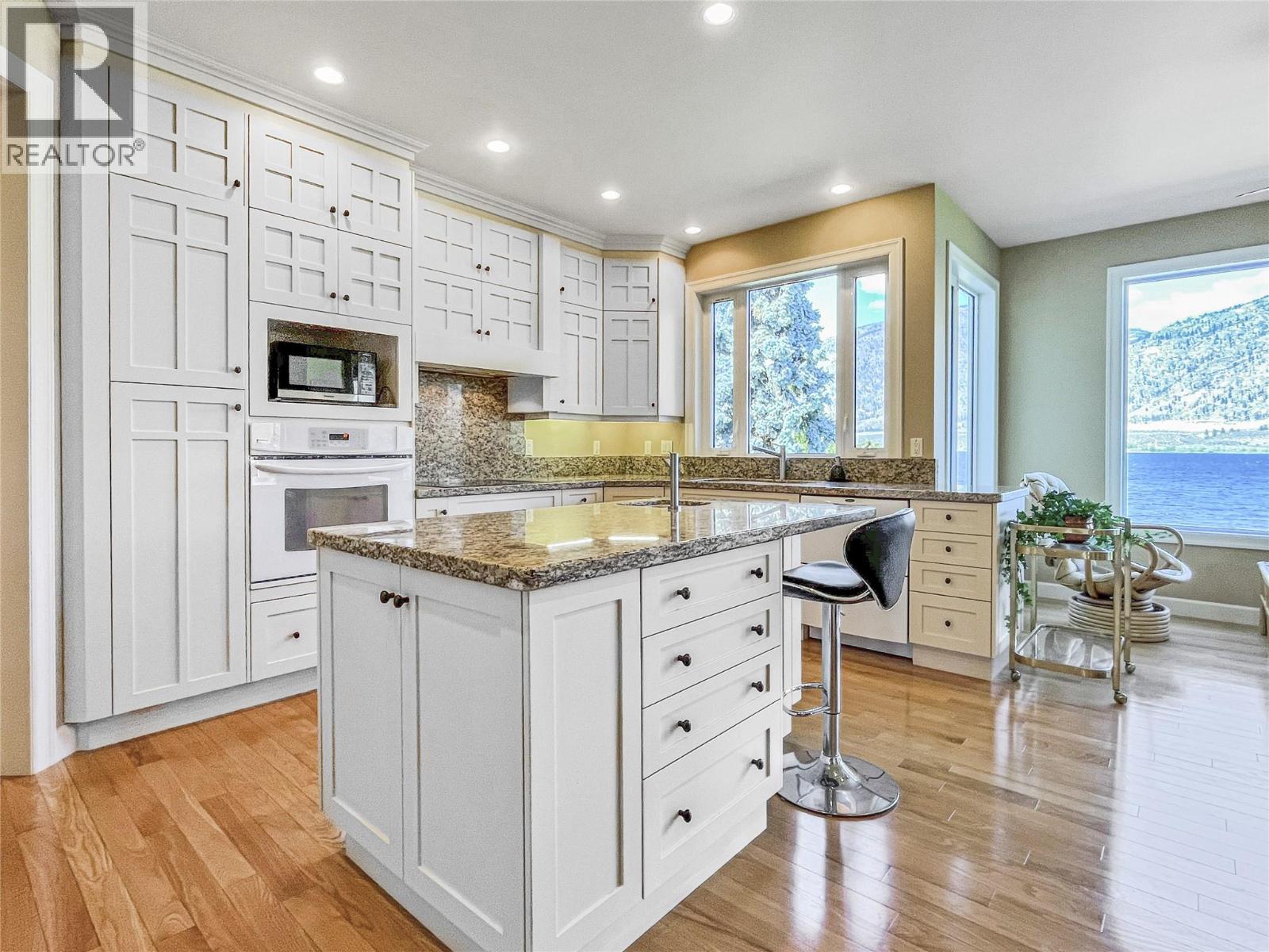 10411 81st Street, Osoyoos, British Columbia  V0H 1V2 - Photo 70 - 10384433