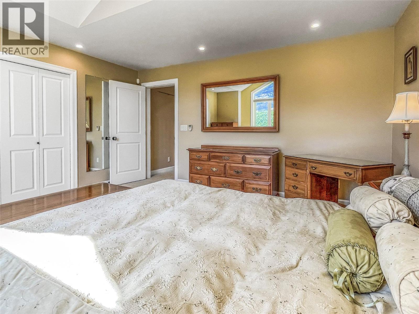 10411 81st Street, Osoyoos, British Columbia  V0H 1V2 - Photo 90 - 10384433