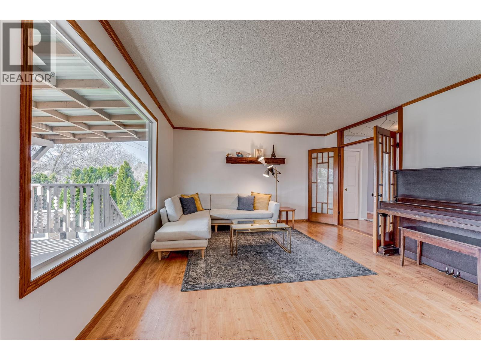 4316 Cascade Drive, Vernon, British Columbia  V1T 8K3 - Photo 7 - 10384910