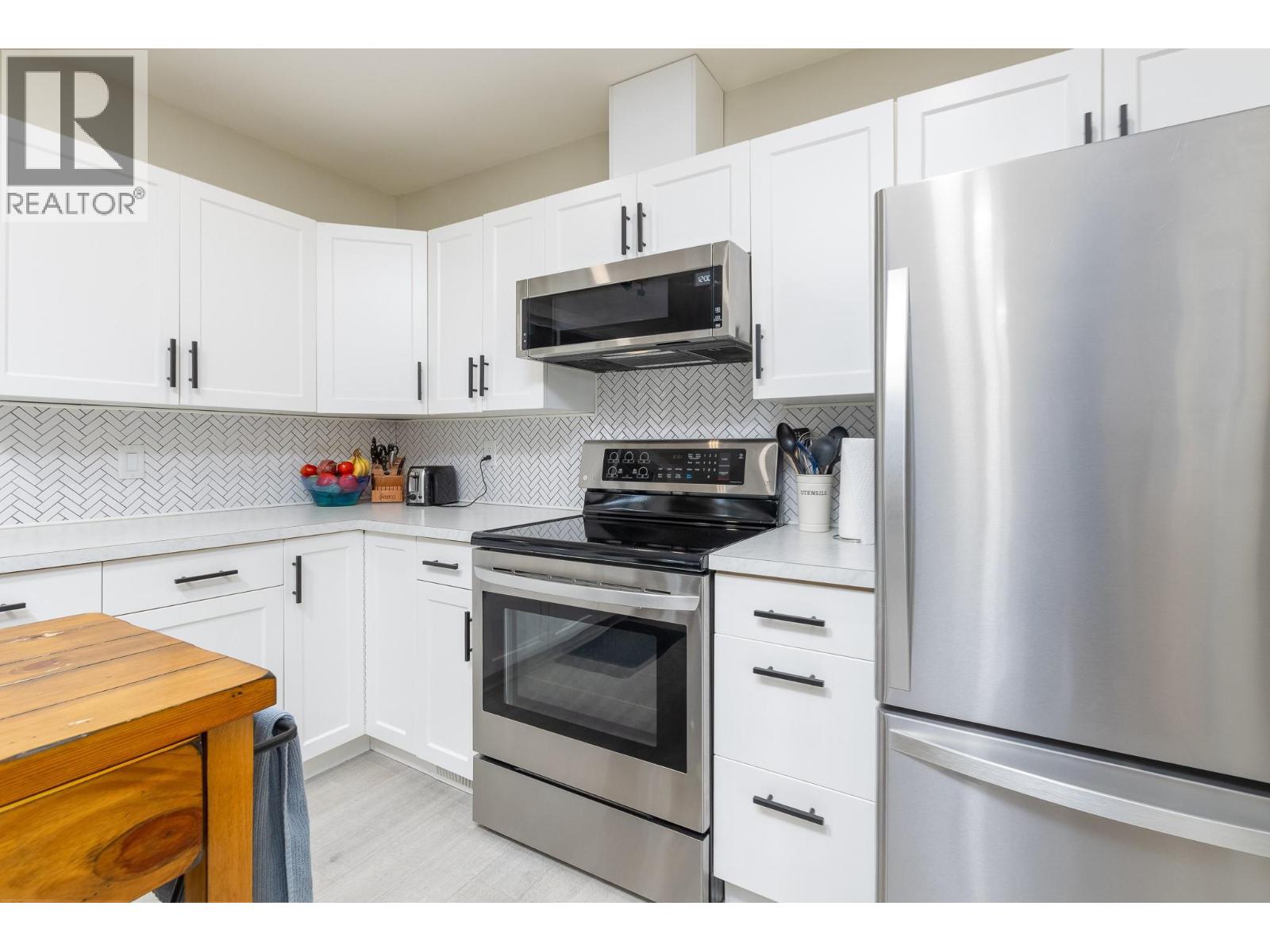 4751 71 Avenue Ne, Salmon Arm, British Columbia  V0E 1K0 - Photo 11 - 10384890