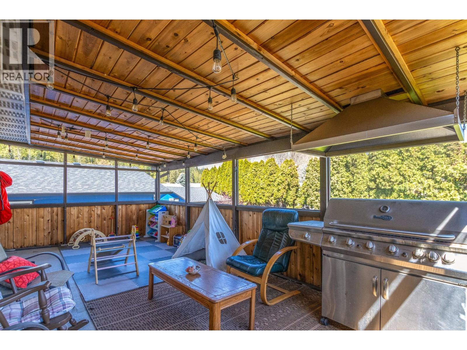 4751 71 Avenue Ne, Salmon Arm, British Columbia  V0E 1K0 - Photo 24 - 10384890