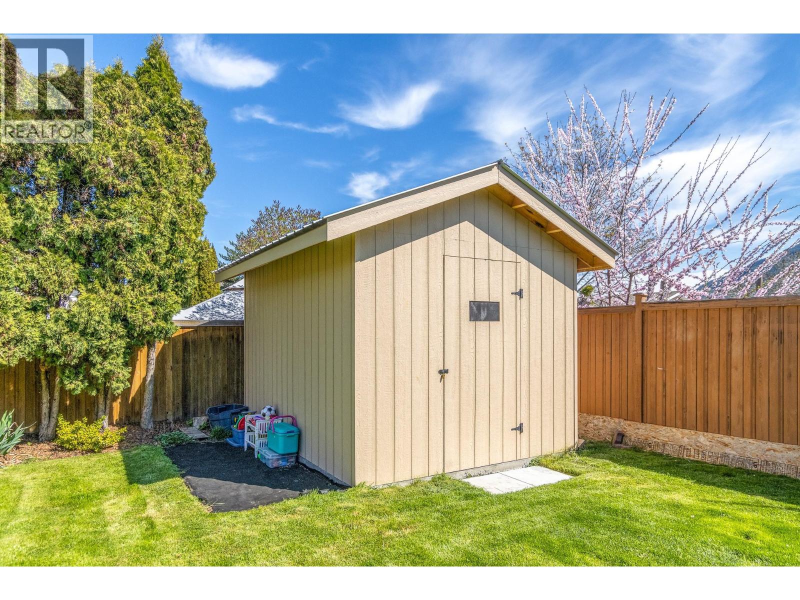 4751 71 Avenue Ne, Salmon Arm, British Columbia  V0E 1K0 - Photo 26 - 10384890