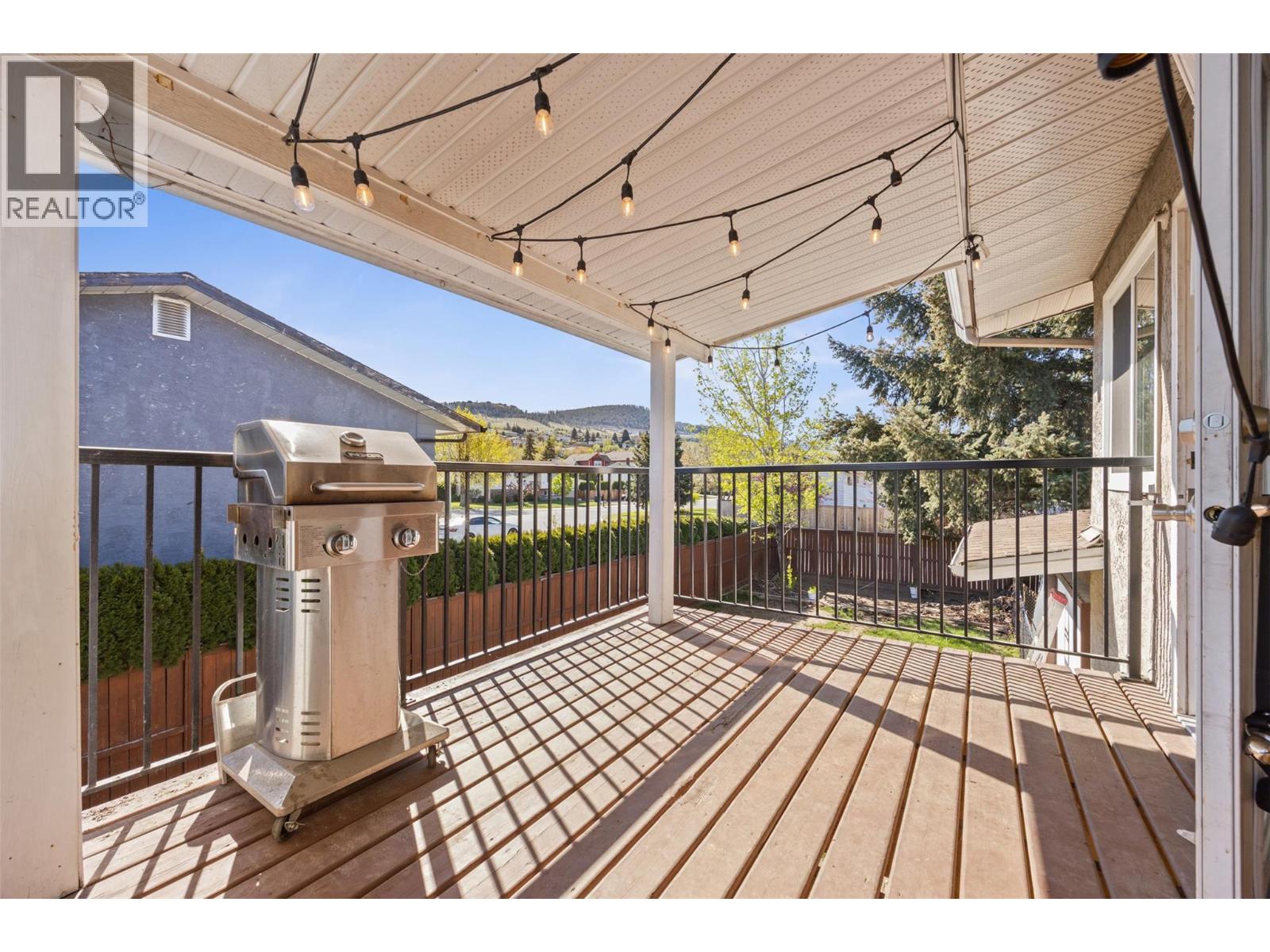 563 Hemlock Road, Kelowna, British Columbia  V1X 4W8 - Photo 11 - 10384558